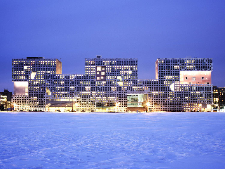 let-s-build-a-home:   Steven Holl “Simmons Hall” M.I.T, Cambridge 1999-2002.