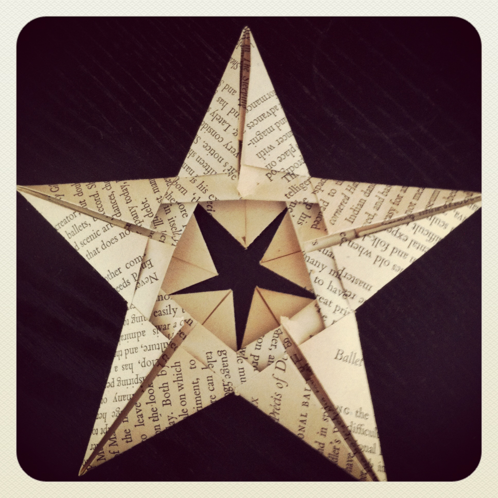 bookandthread:
“ A little star I made from an old book.
”