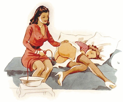 skyestrumpet:  Mommy taking good care her little slut is super clean 