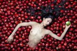 benitah:  Staatsballett Berlin Principal dancer Elisa Carrillo Cabrera in a promo for their version of Snow White.