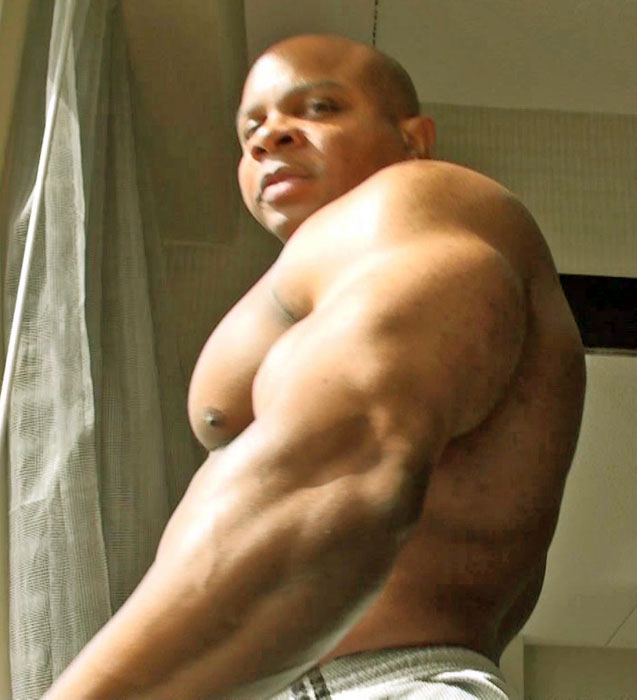 beefluvr94:  real-beef:  Jonathan Lee Johnson  BIG fuckin boy. Woof!