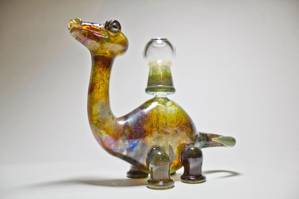smotpoke:  Elbo Dabasaurus  High End Glass Blog 