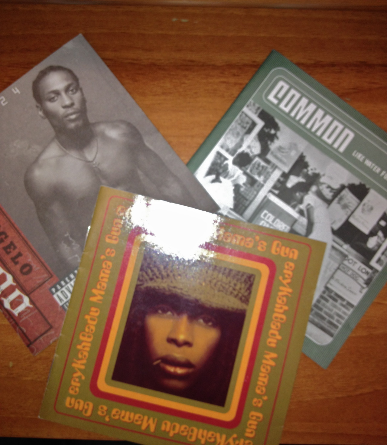 beatsthatarefunky:   The holy trinity from the Soulquarians. Such an amazing story