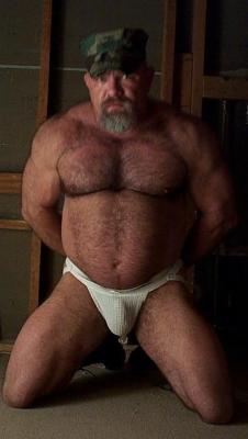 Muscledaddy Bearfection. WANT!