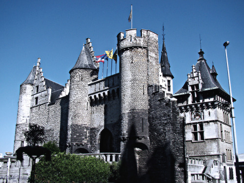 Medieval Castle Het Steen - Antwerp, Belgiumby Claudio.Ar