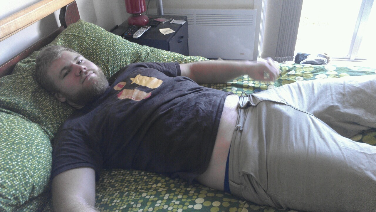 bearbeef:  damn! straddle  