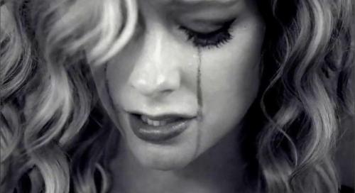 venzarndt:  I love you so goodbye I love you so … I love you so … 
