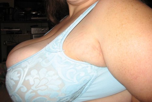 wickedlywenchy:  Oh my!!! The wenches cups runneth over!!! 
