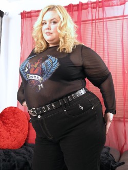 twiggymaster666:  bestbbw:  My tribute to