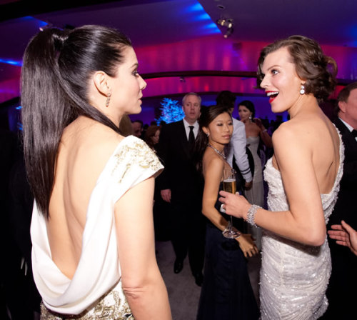 Sandra Bullock and Milla Jovovich <3