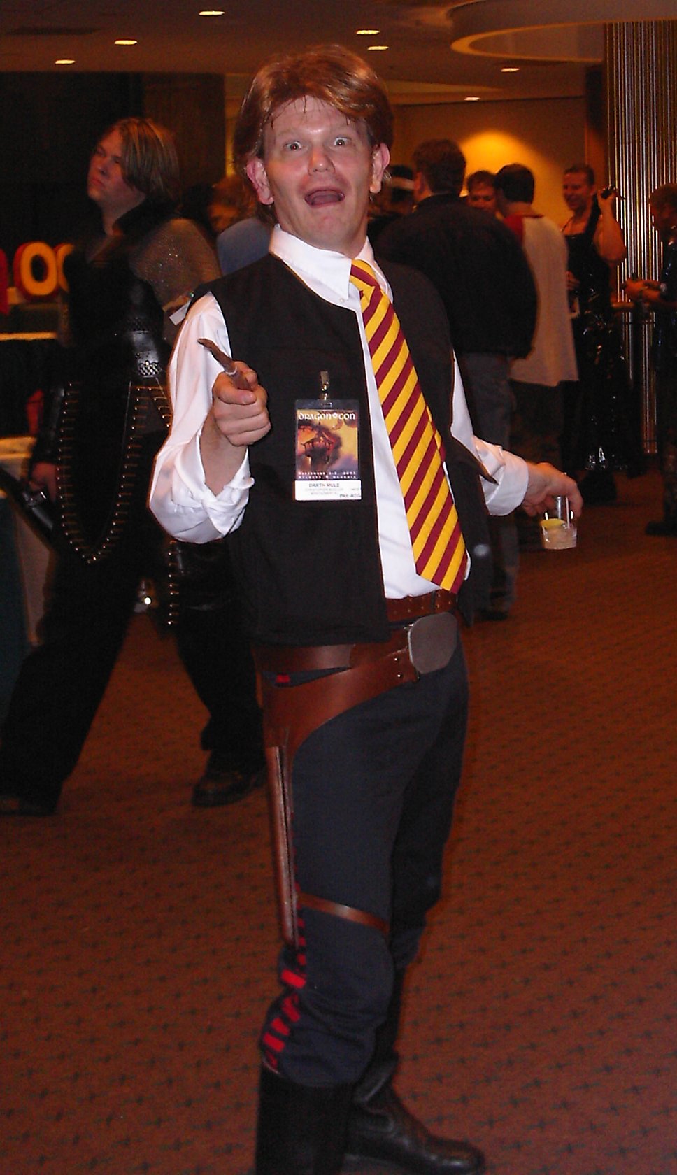 cosplayanonymous:  I think this one counts right? Ron Solo! I laughed. Submitted