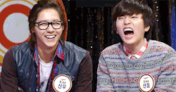 oh god my dorky hubby what face r u making thats even cracking cnu up!?!?! X)