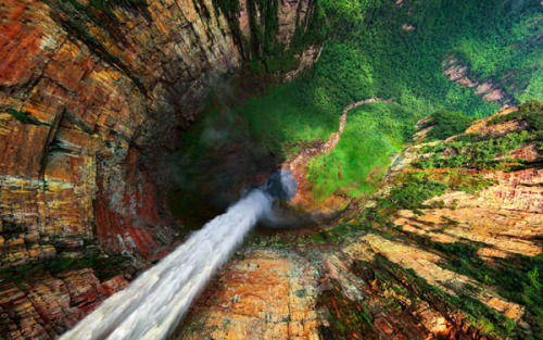 sav3mys0ul:orientaltiger: Aerial panorama of the world’s highest waterfall, Angel Falls, 