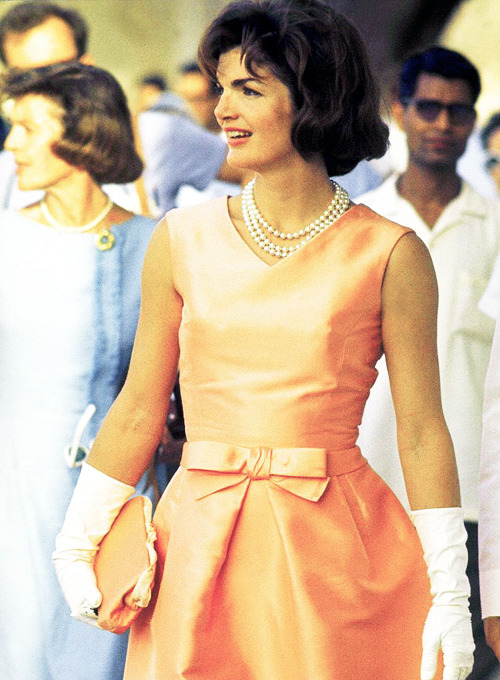 missavagardner: Jacqueline Kennedy during her state visit to India, 1962.