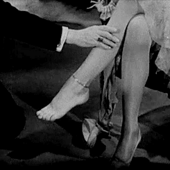 XXX lucynic83:  Loretta Young’s legs in the photo