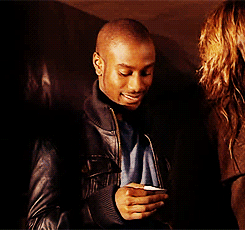 itsdeepforhappypeople:  deanna692:  jetgirl78:  The best four minute ship EVER! 