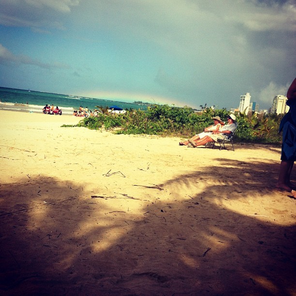 Tiny rainbow (Pris avec Instagram à Playa De Isla Verde)