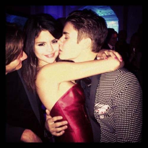 asdfghjklsd-:  This picture is too cute c: 