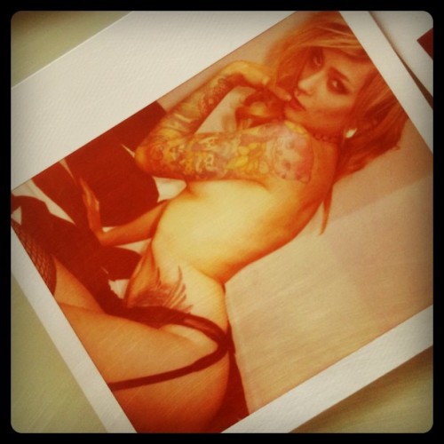 Porn Pics Red hot garters (Taken with instagram)