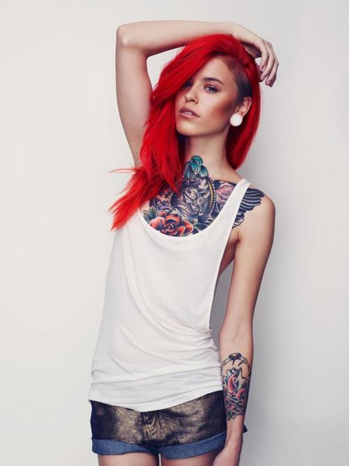 justfashion92:  diggin the red hair and tattoos 