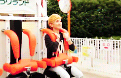 Favorite Top 20 SHINee Moments: ”I’m only riding this for the program!” 