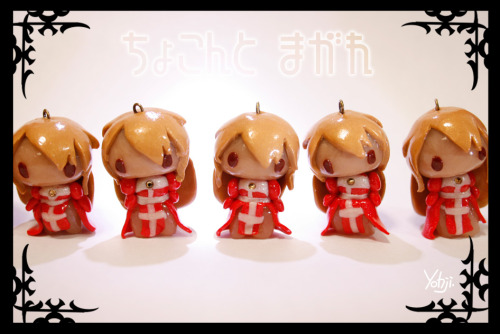 I… wanna know where the HELL I can BUY these. *wwwwwww* Not to mention the cute Eremes keychains I saw - I’d never lose my keys ever again. ♥