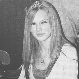 allureofswift:  Taylor Swift’s Yearbook Pictures. 