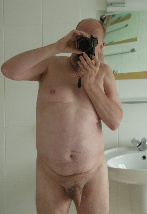 http://senioretgay2.tumblr.com/post/18721781329