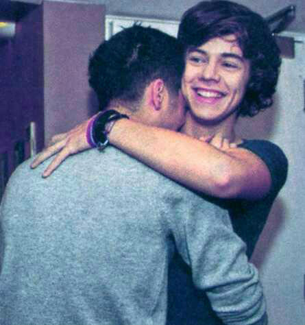 cacahuateswag:  Zayn seeing Harry again after returning to America.  that&rsquo;s
