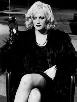 androfeminine:  I am a star because I have always felt so alienated and I project this feeling to others. Candy Darling  Dawać Holly Woodlawn! 