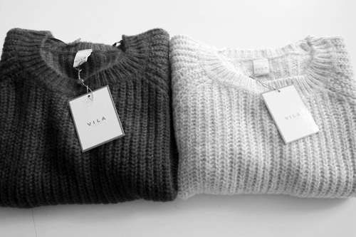 lace-and-leather:  n—y—c:    i always follow back blogs like mine xx     