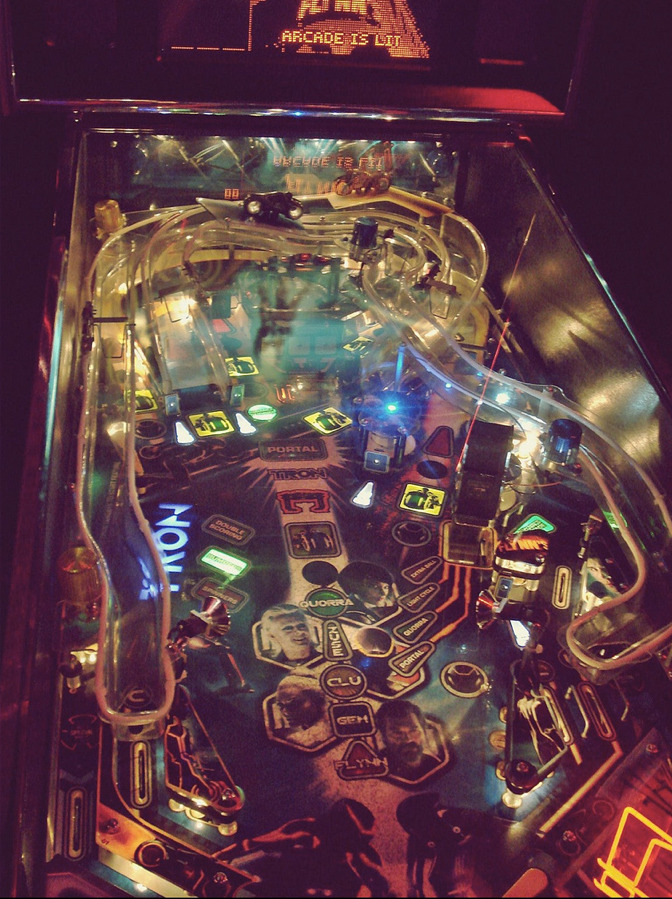 it8bit:  Flynn’s Arcade Photos by Rebecca Narvaez 