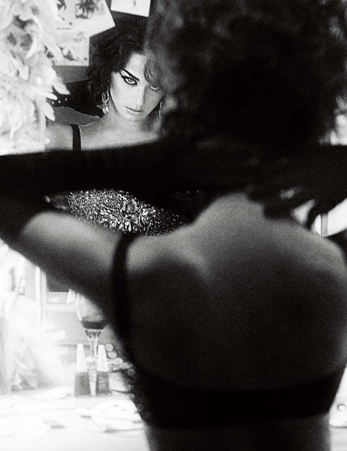 ravingrachel:  chaosinmymind:  Katy Perry photographed by Mikael Jansson for Interview