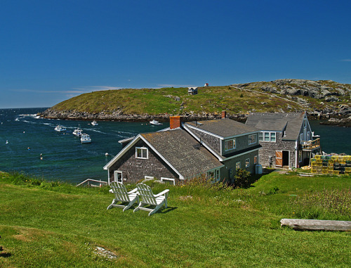 (via Stock Market Crash, a photo from Maine, Northeast | TrekEarth)Monhegan, Maine, USA