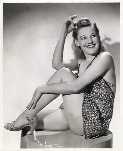 Burleskateer: Peggy O’neal