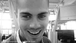 thebastardiny0u:  awkypawky:  his smile gets me every time. every time..  Y U SO