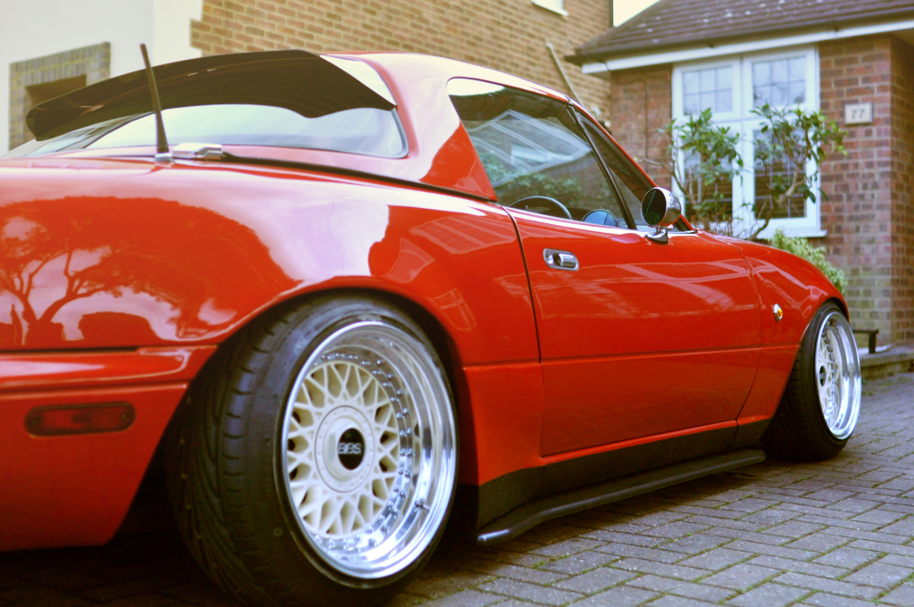 thefreshjuicebox:  mx5_cls red na is looking clean as hell. 