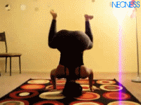 Lady K twerks HARD