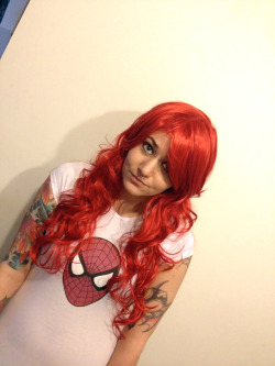 ilovesuperheroshirts:  Gorgeous! http://alixruin.tumblr.com/ 