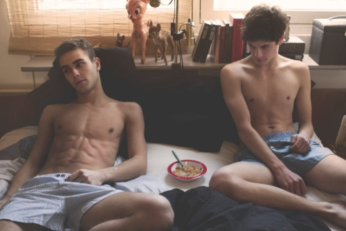 Straight buddies hanging out in their boxer shorts, watching porn for breakfast.