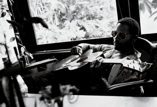 shehasclass: Lenny Kravitz. Photographed by Gregory Harris, Interview Magazine. 