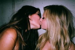 lipsticklesbians.tumblr.com post 19633730676