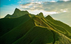 sav3mys0ul:  Green Mountains in China 
