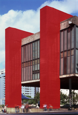 ppmj:Museum of art in Sao Paolo by Lina Bo Bardi