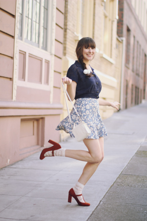 polkadotdotvintage:love those red chunky heels. ashleyording in Fancy Fine: Pom Pom