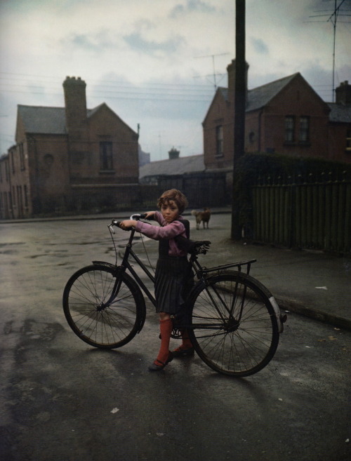 Girl with the bicyclephoto by Evelyn Hofer, Dublin, 1966 via: firsttimeuser