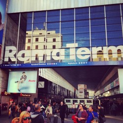 Caput Mundi (Scattata con Instagram presso Tristissime Panchine Stazione Termini)