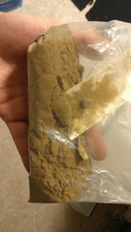 drugsandweed:  30  grams of keif 