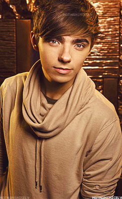 Y U SO BEAUTIFUL?!