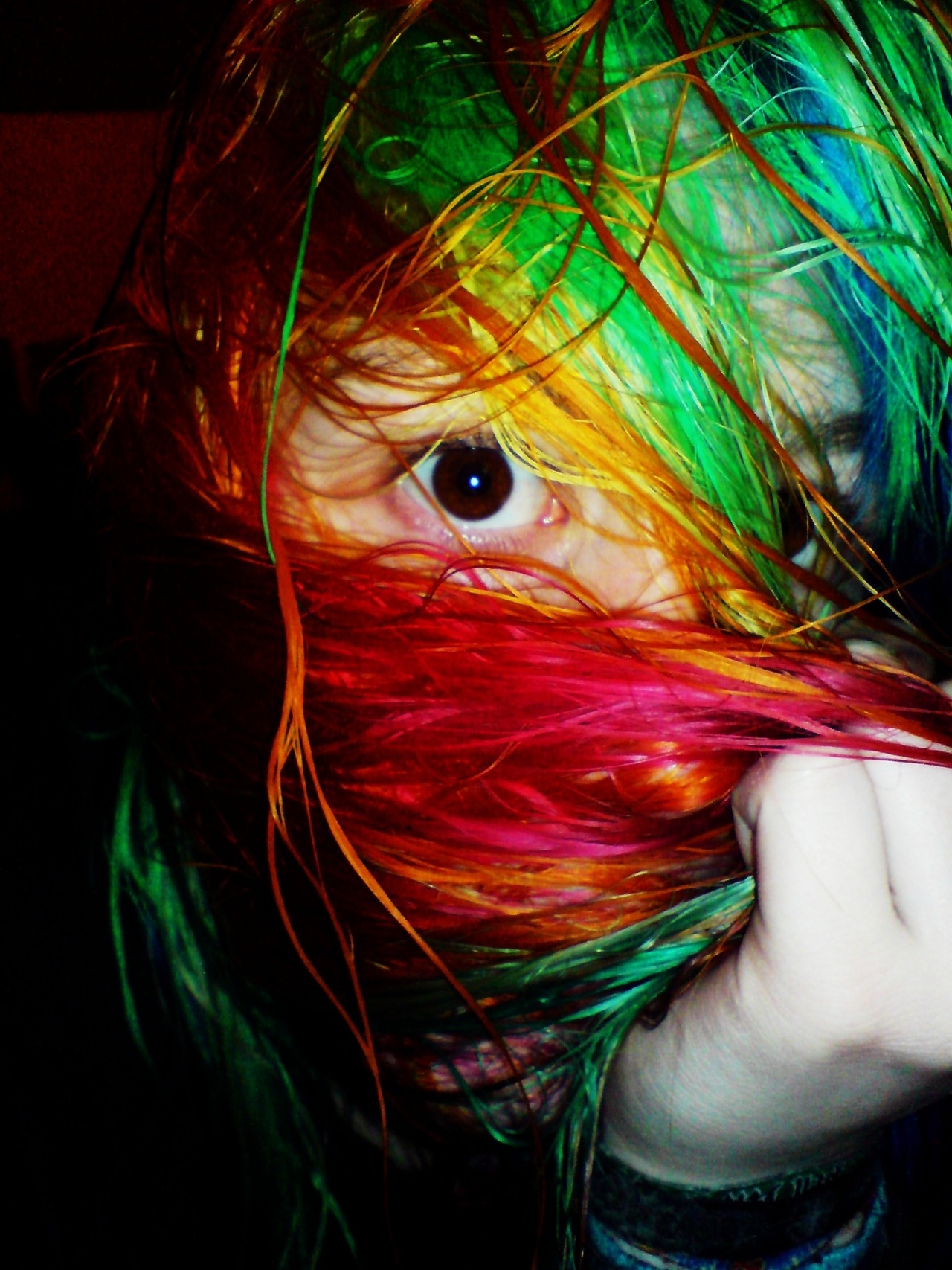herbstmond:  I’M A FUCKING RAINBOW! 